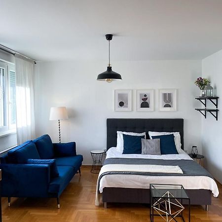 Apartman Welcome To Tresnjevka Zagabria Esterno foto